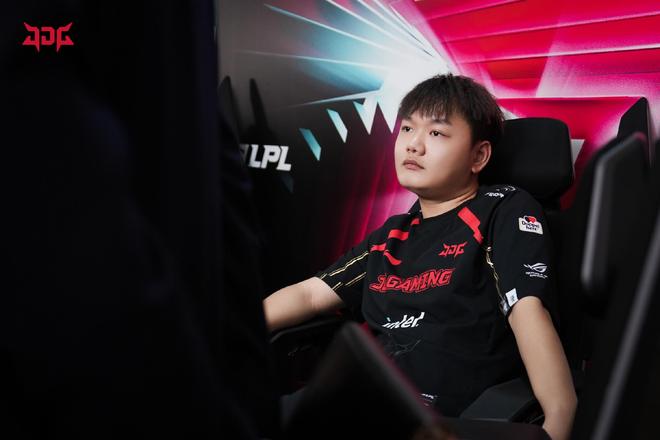 大量游客涌 大量游客涌