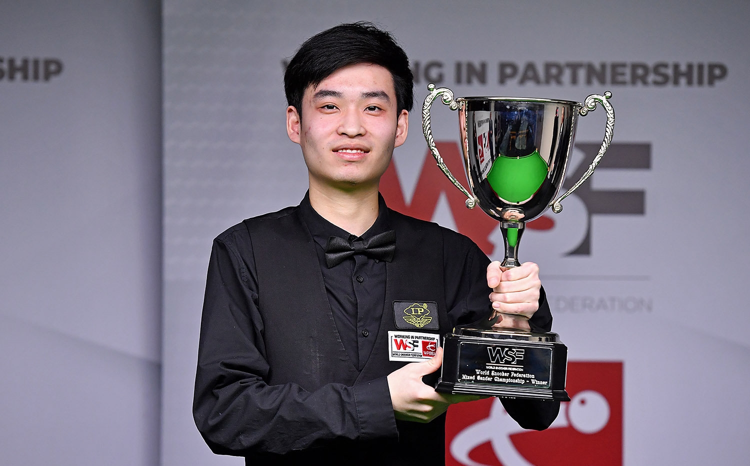 网前截击的 网前截击的