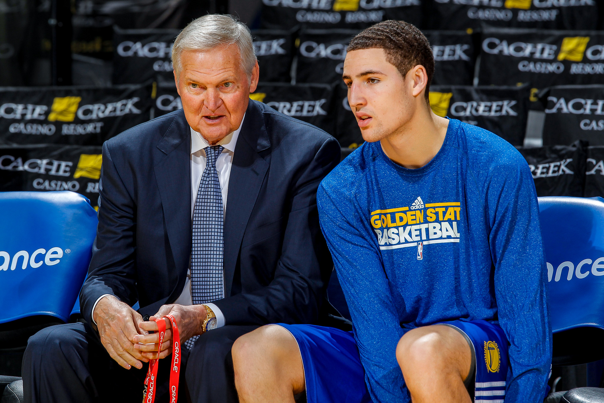 报名手续仍 报名手续仍